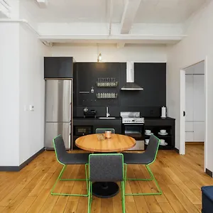 4* Apart-hotel Placemakr Street